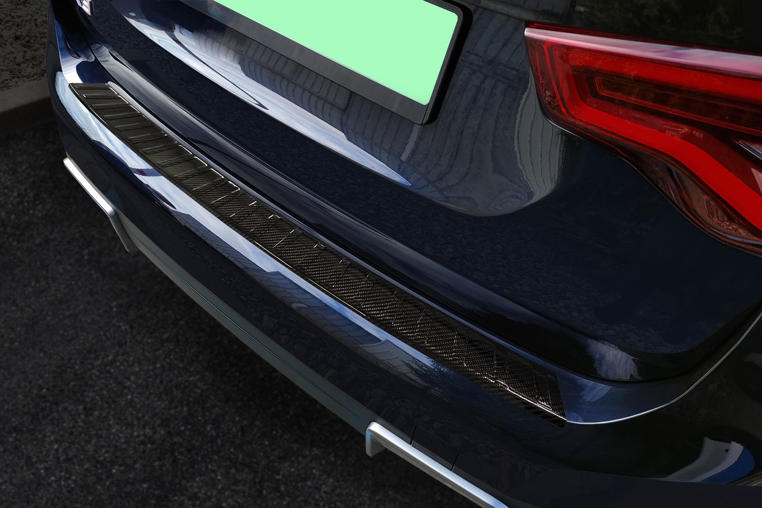 Protection de seuil de coffre BMW iX3 (G08) 2020-présent carbone