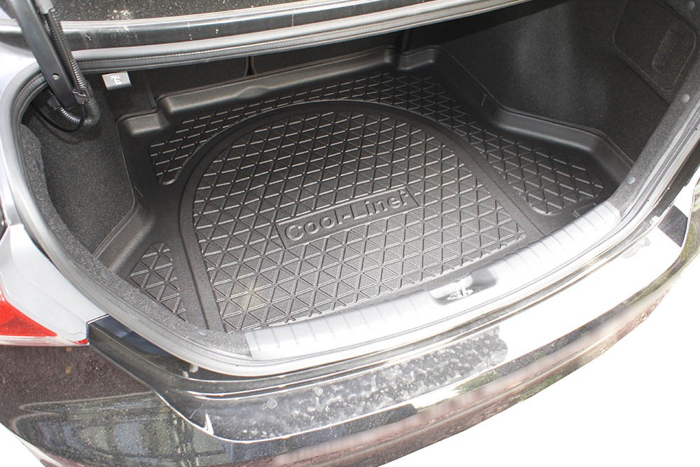 Boot mat Hyundai Elantra VI (AD) 2015-2020 4-door saloon Cool Liner anti slip PE/TPE rubber