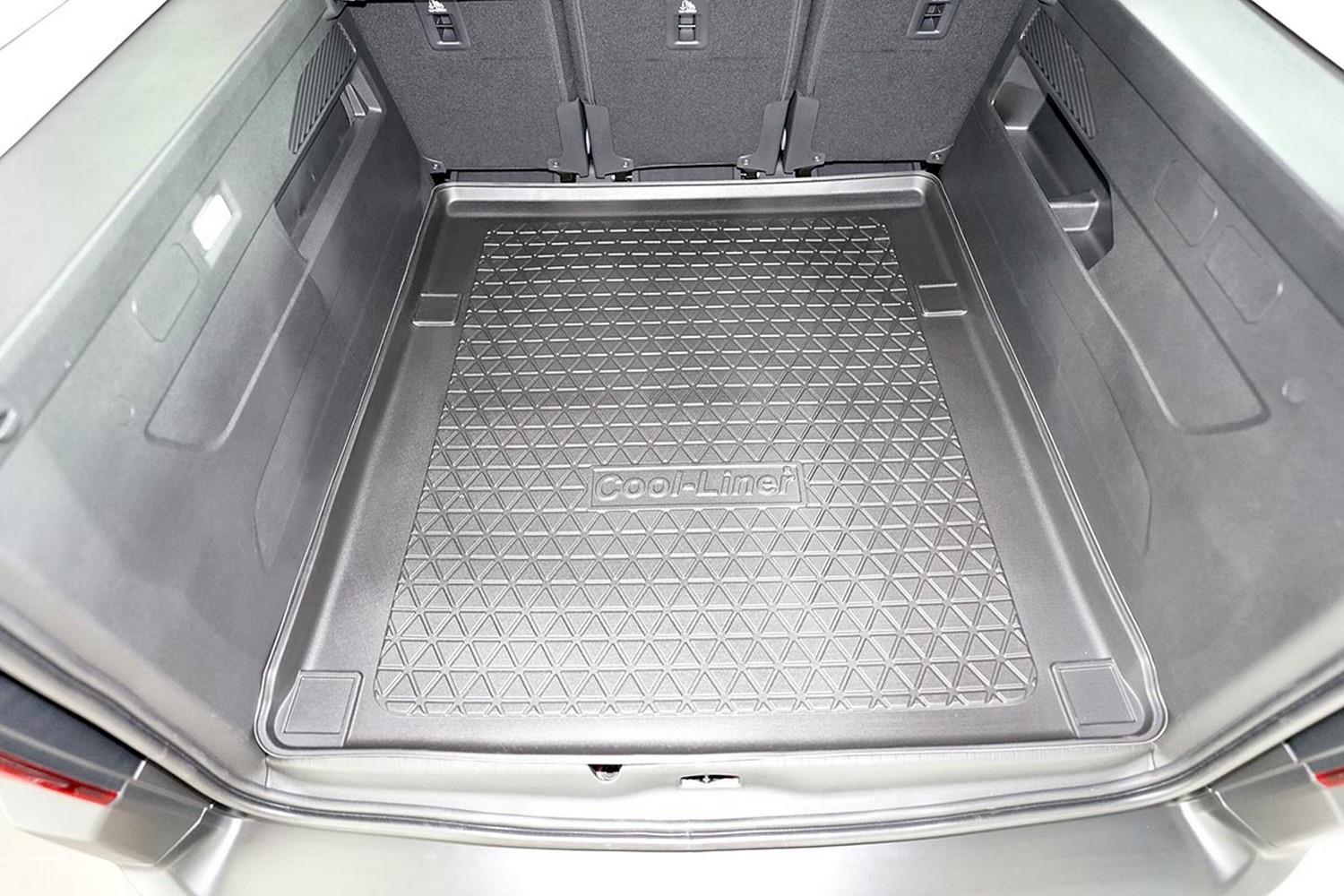 Boot mat Toyota ProAce City Verso 2019-present Cool Liner anti slip PE/TPE rubber