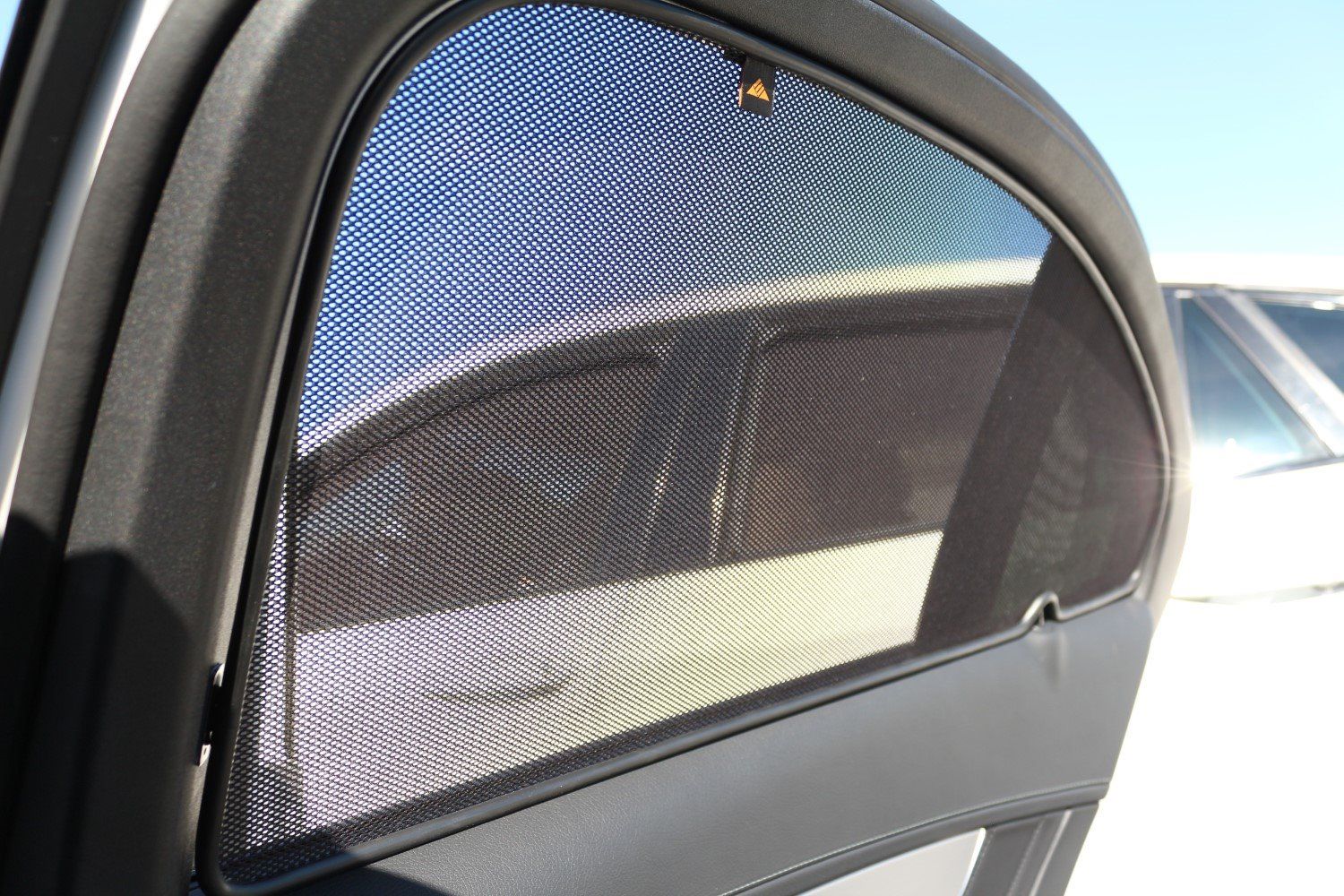 Sonnenschutz magnetisch BMW 5er (E60) 2003-2010 4-Türer Limousine Trokot Premium - hintere Seitentüren
