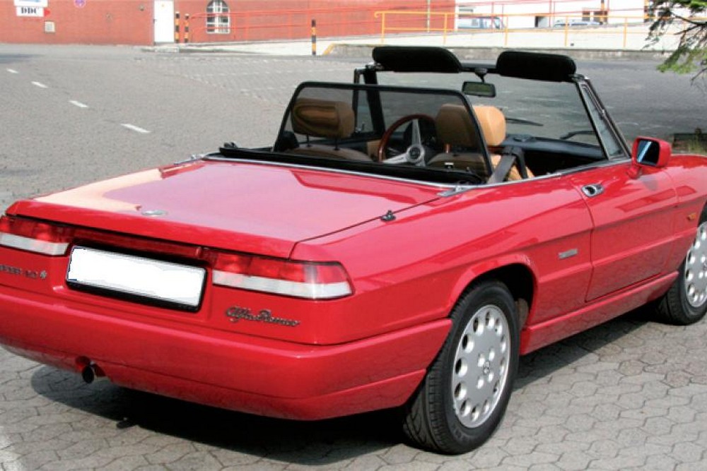 ALF1SPCD Cabriolet wind deflector Alfa Romeo Spider (105 - 115) 1983-1992 Black (2)