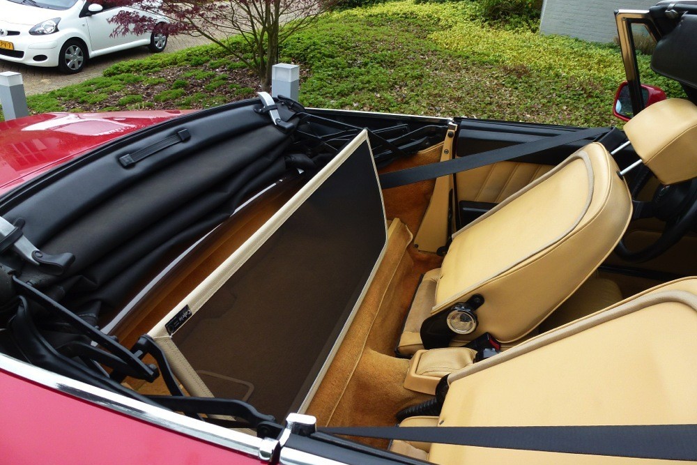 ALF2SPCD Cabriolet wind deflector Alfa Romeo Spider (105 - 115) 1983-1992 Beige (3)