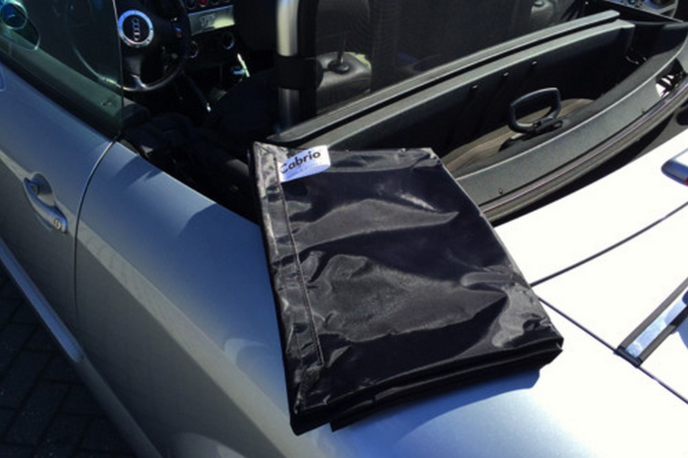 AUD4TTCD Cabriolet wind deflector Audi TT (8N) 1998-2006 Black (5)