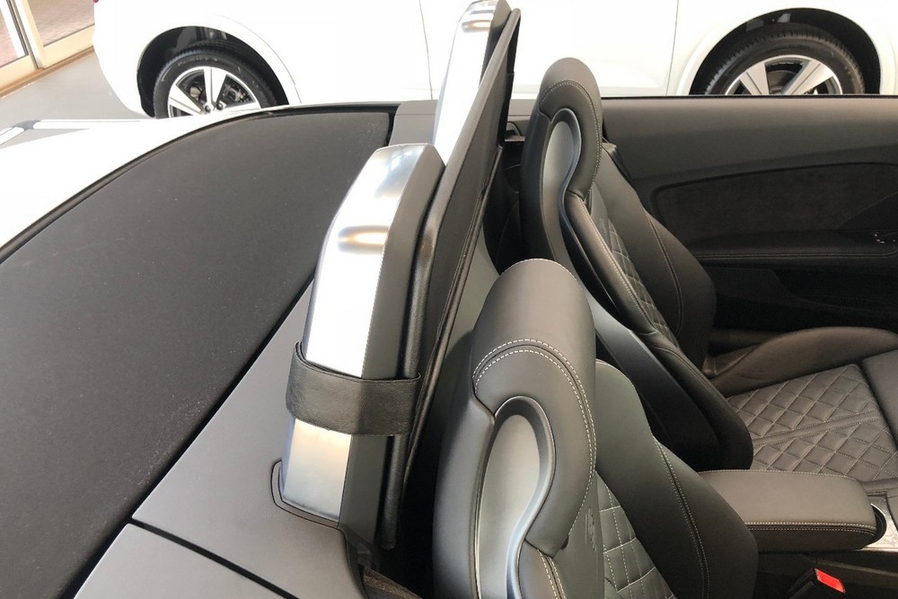 AUD5TTCD Cabriolet wind deflector Audi TT (8S) 2014-present Black (5)