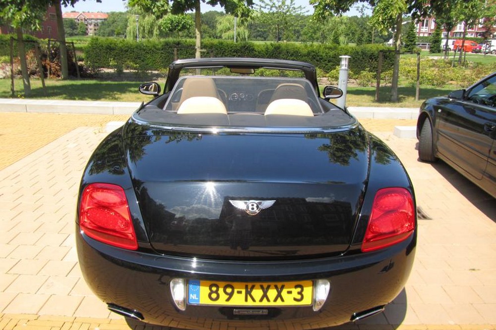 BEN1CONCD Cabriolet wind deflector Bentley Continental GTC I 2006-2012 Black (4)