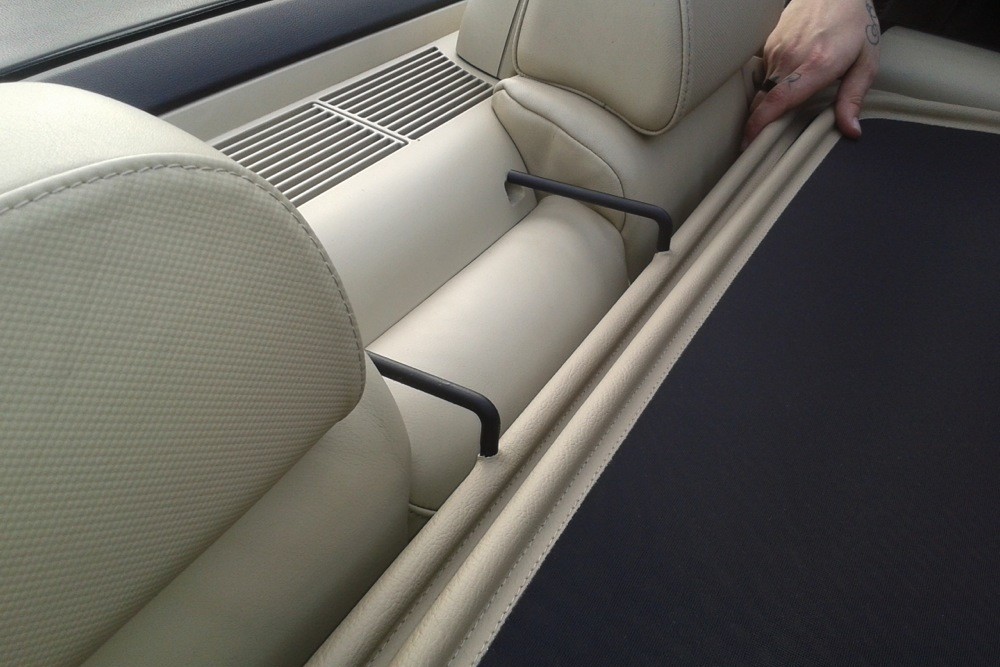 BMW26SCD Cabriolet wind deflector BMW 6 Series Cabriolet (E64) 2003-2010 Beige (7)