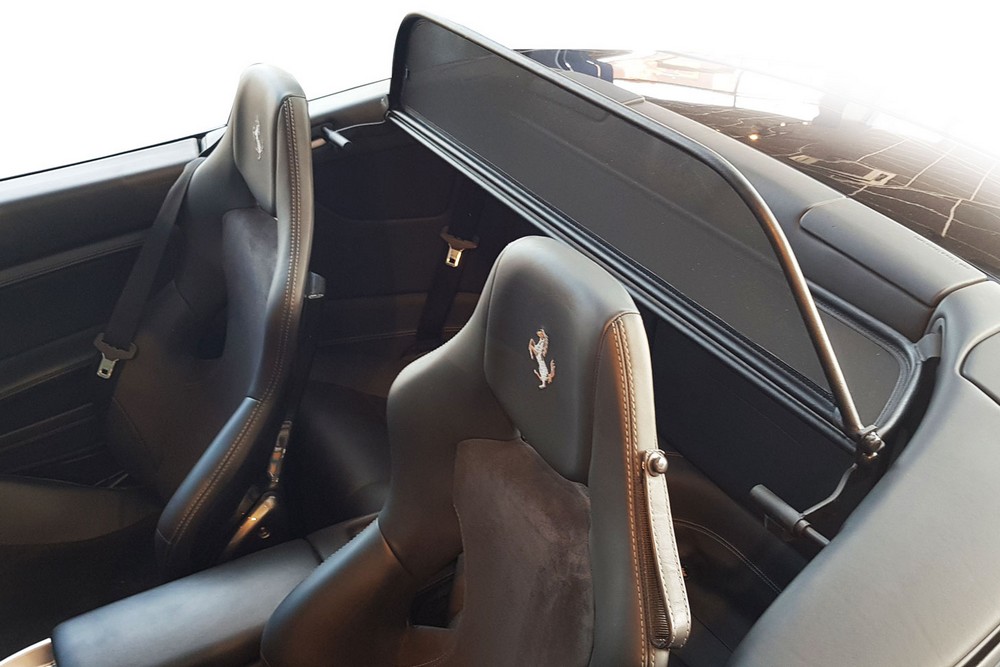 FER1CALCD Cabriolet wind deflector Ferrari California (Type F149) 2008-2019 Black (7)