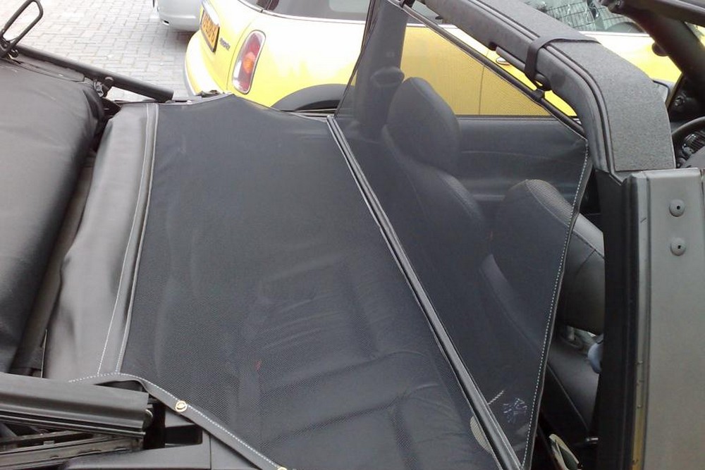 FOR1ESCD Cabriolet wind deflector Ford Escort (MK5 & MK6) 1981-1998 Black (3)