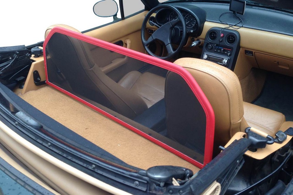 MAZ3MX5CD Cabriolet wind deflector Mazda MX-5 (NA & NB) 1998-2005 Red (3)