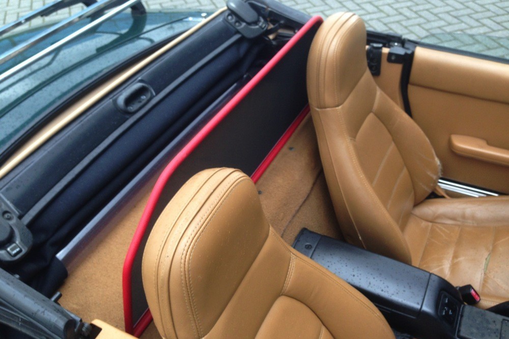 MAZ3MX5CD Cabriolet wind deflector Mazda MX-5 (NA & NB) 1998-2005 Red (6)