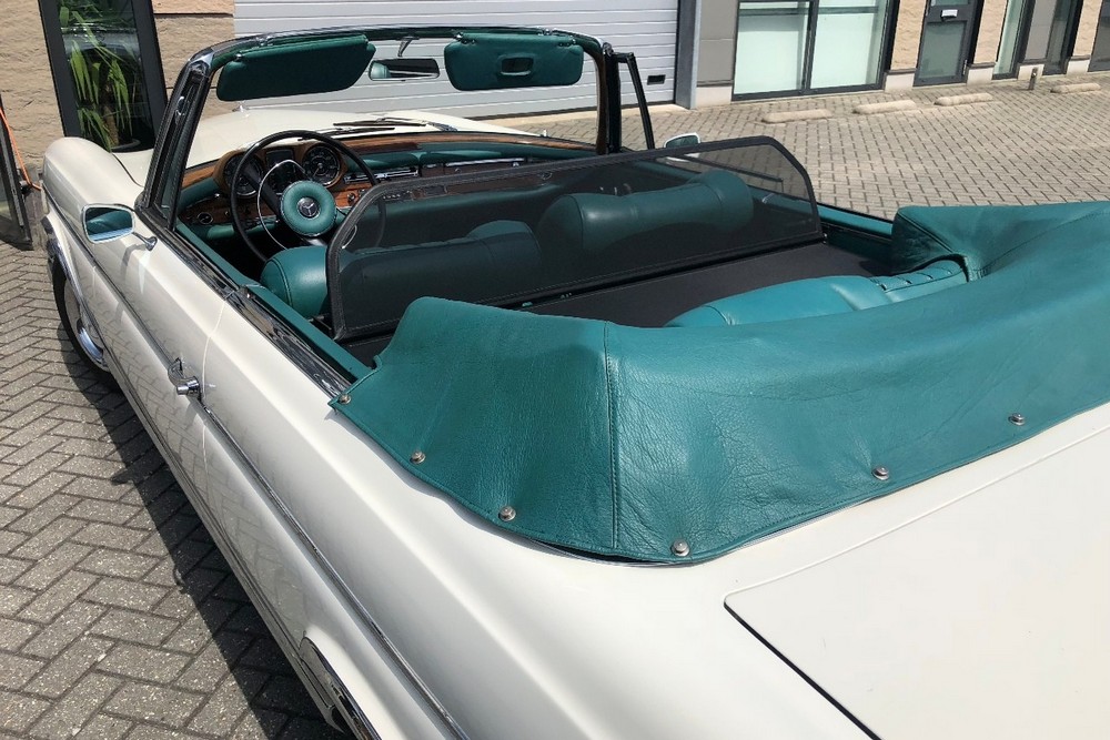 MB3SCLCD Cabriolet wind deflector Mercedes-Benz S-Class (W111) 1961-1971 Black (4)