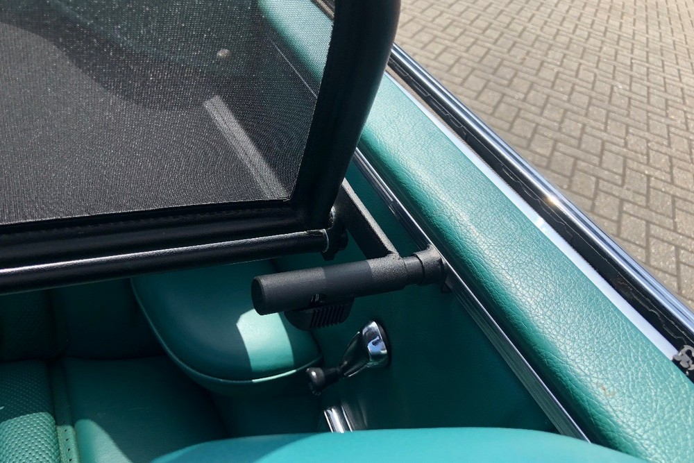 MB3SCLCD Cabriolet wind deflector Mercedes-Benz S-Class (W111) 1961-1971 Black (6)
