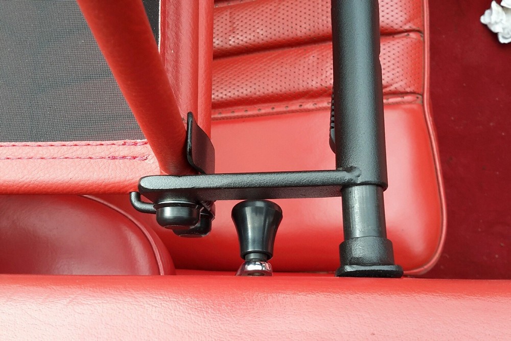 MB4SCLCD Cabriolet wind deflector Mercedes-Benz S-Class (W111) 1961-1971 Red (11)