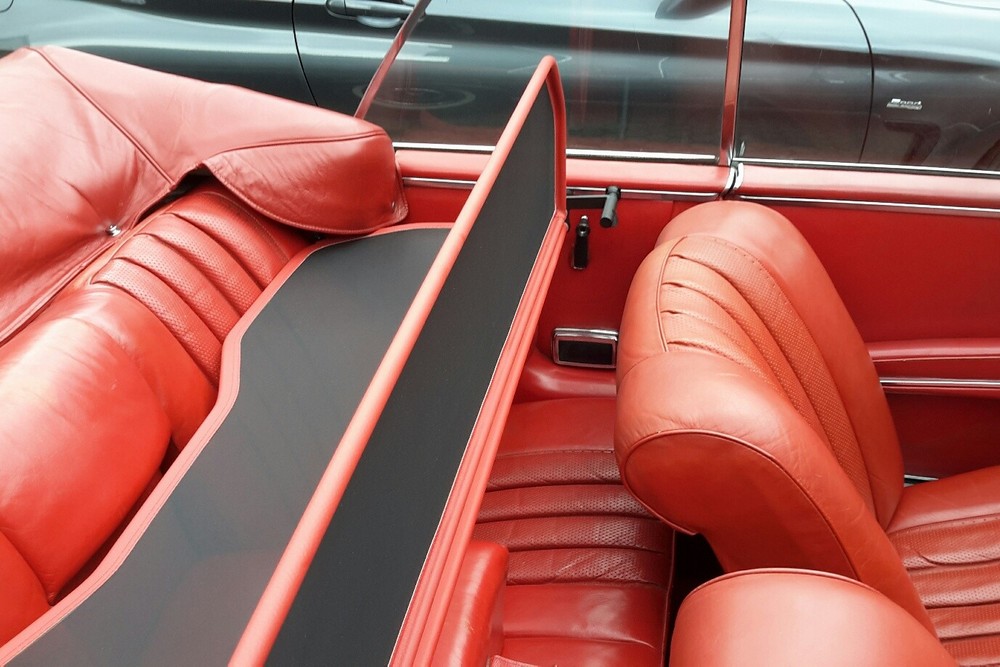 MB4SCLCD Cabriolet wind deflector Mercedes-Benz S-Class (W111) 1961-1971 Red (9)