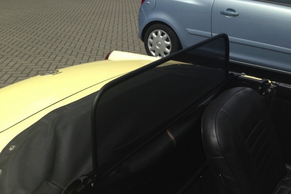 MG3MGBCD Cabriolet wind deflector MG RV8 1993-1996 Black (10)