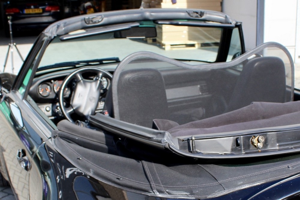 POR1911CD Cabriolet wind deflector Porsche 911 Cabriolet (993) 1993-1998 Black (2)