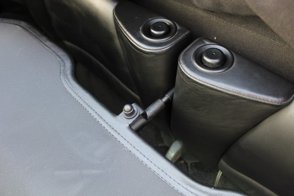 POR1911CD Cabriolet wind deflector Porsche 911 Cabriolet (993) 1993-1998 Black (5)
