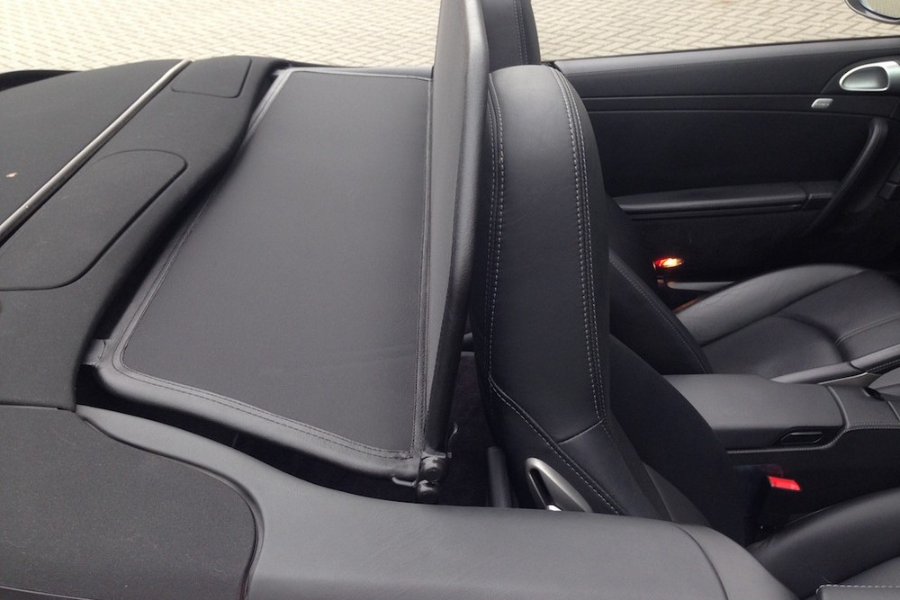 POR491CD Cabriolet wind deflector Porsche 911 Cabriolet (996) 1997-2006 Black (5)