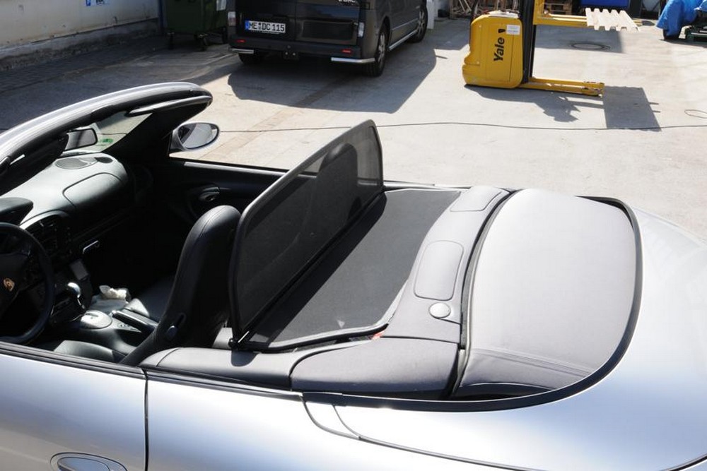 POR491CD Cabriolet wind deflector Porsche 911 Cabriolet (996) 1997-2006 Black (6)