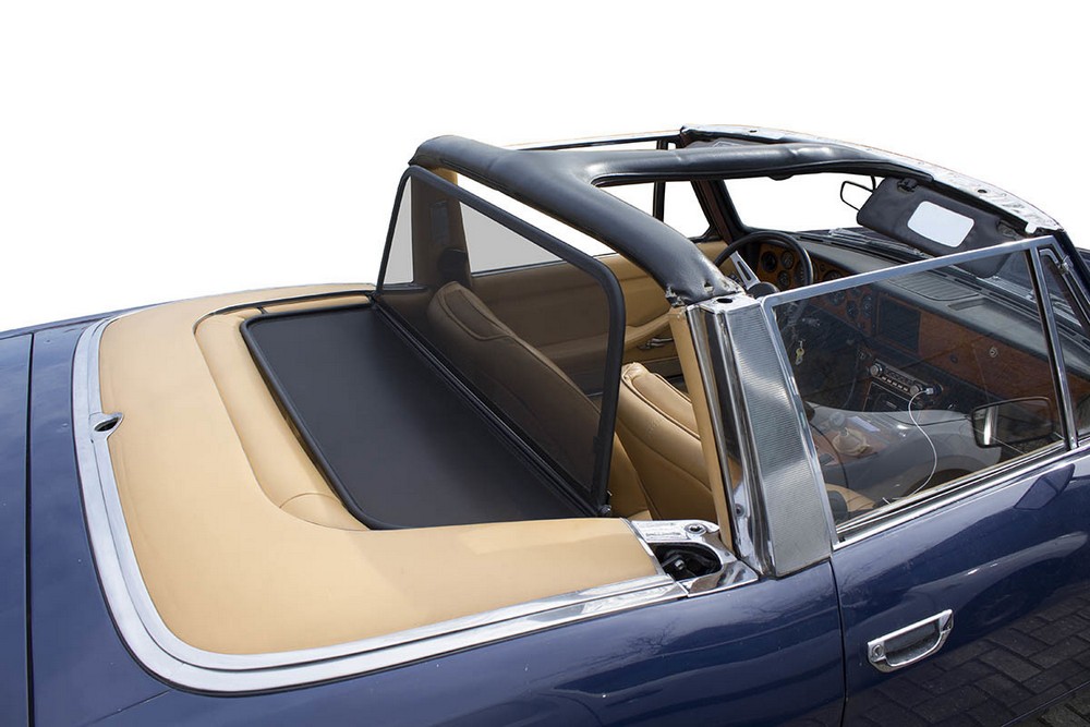 TRI1STCD Cabriolet wind deflector Triumph Stag 1965-1980 Black (9)