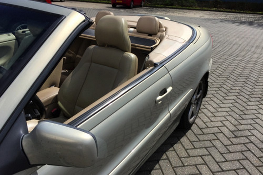 VOL2C7CD Cabriolet wind deflector Volvo C70 I 2002-2006 Beige (8)