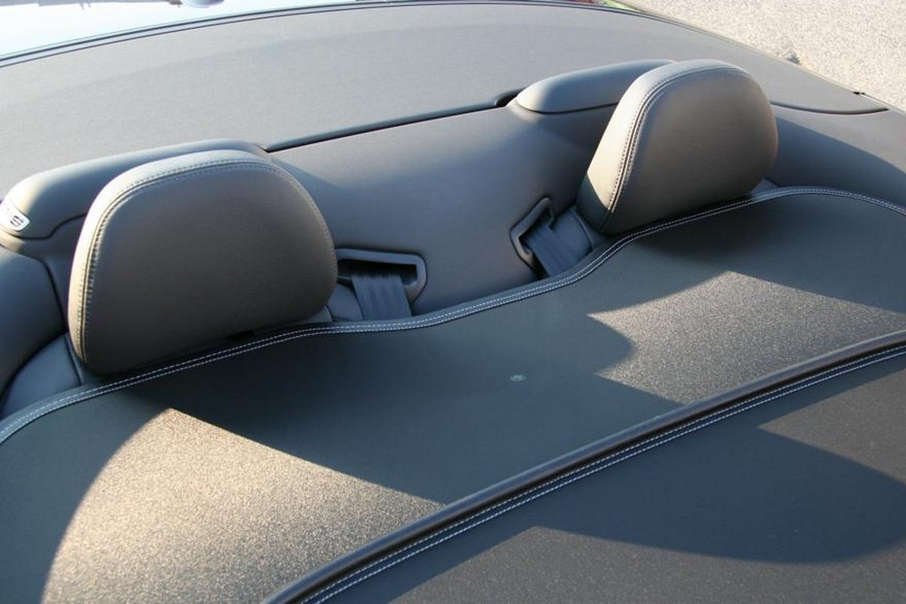 VOL4C7CD Cabriolet wind deflector Volvo C70 II 2006-2013 Black (12)