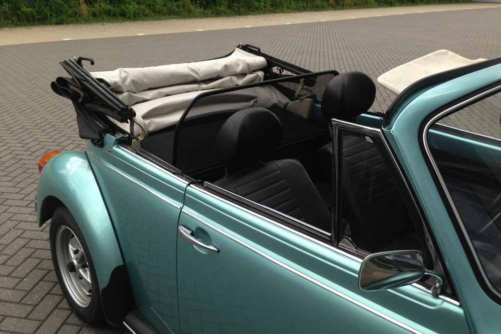 VW1BECD Cabriolet wind deflector Volkswagen Beetle (1302 / 1303) 1968-1981 Black (8)