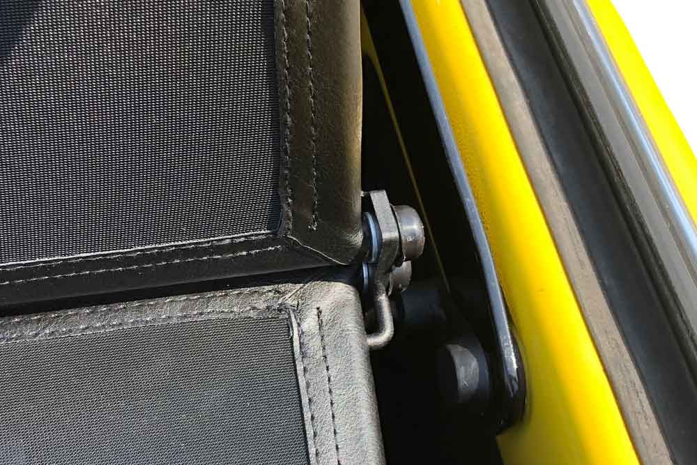 VW3BECD Cabriolet wind deflector Volkswagen Beetle (1302 / 1303) 1968-1981 Black (7)