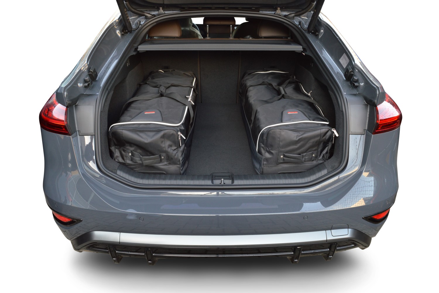 Travel bag set suitable for Audi A6 Sportback e-tron (GH) 2024-present 5-door hatchback Original (2) Travel bag set suitable for Audi A6 Sportback e-tron (GH) 2024-present 5-door hatchback Original (2)