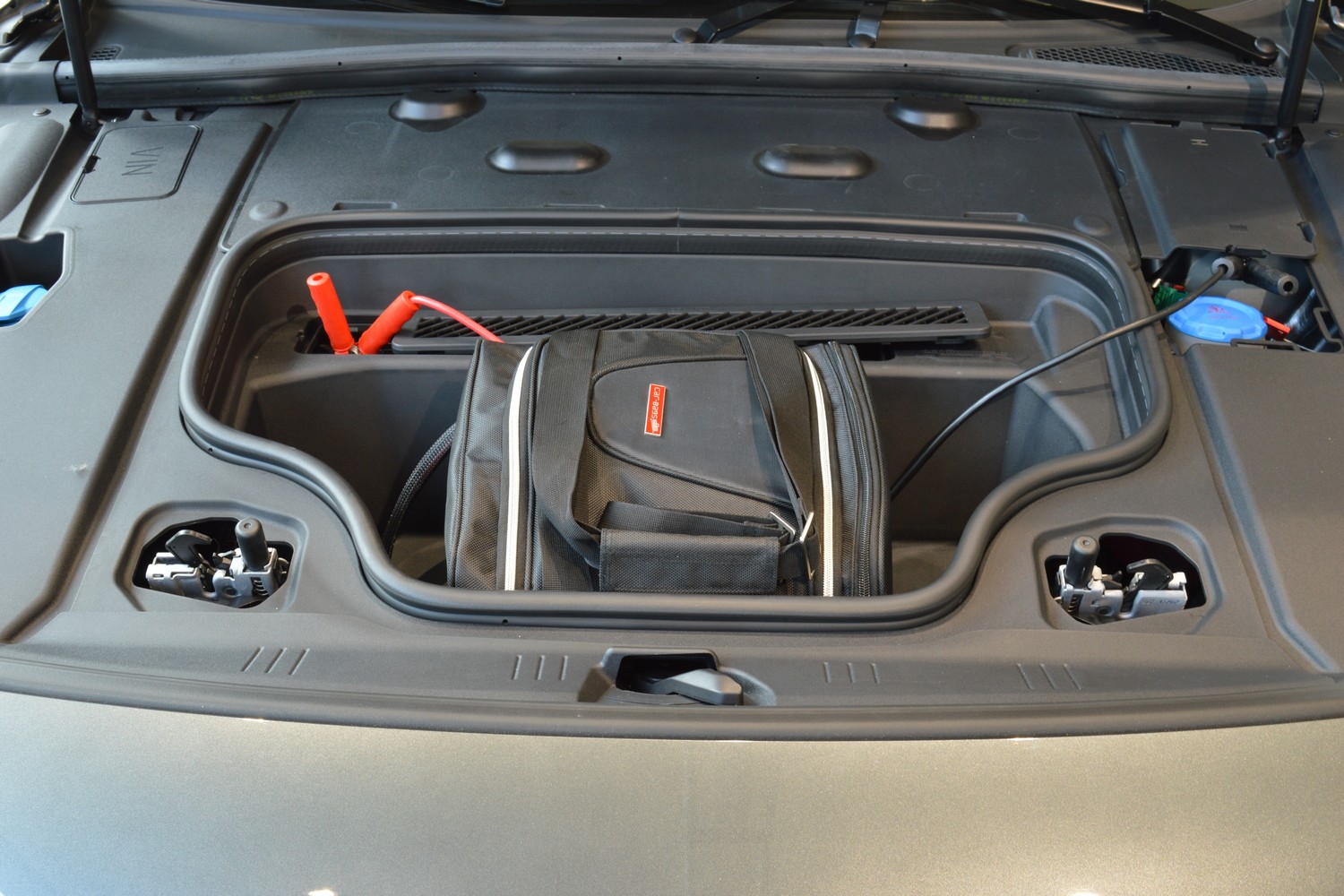 Frunk travel bag suitable for Audi A6 Sportback e-tron (GH) 2024-present 5-door hatchback Original (3)