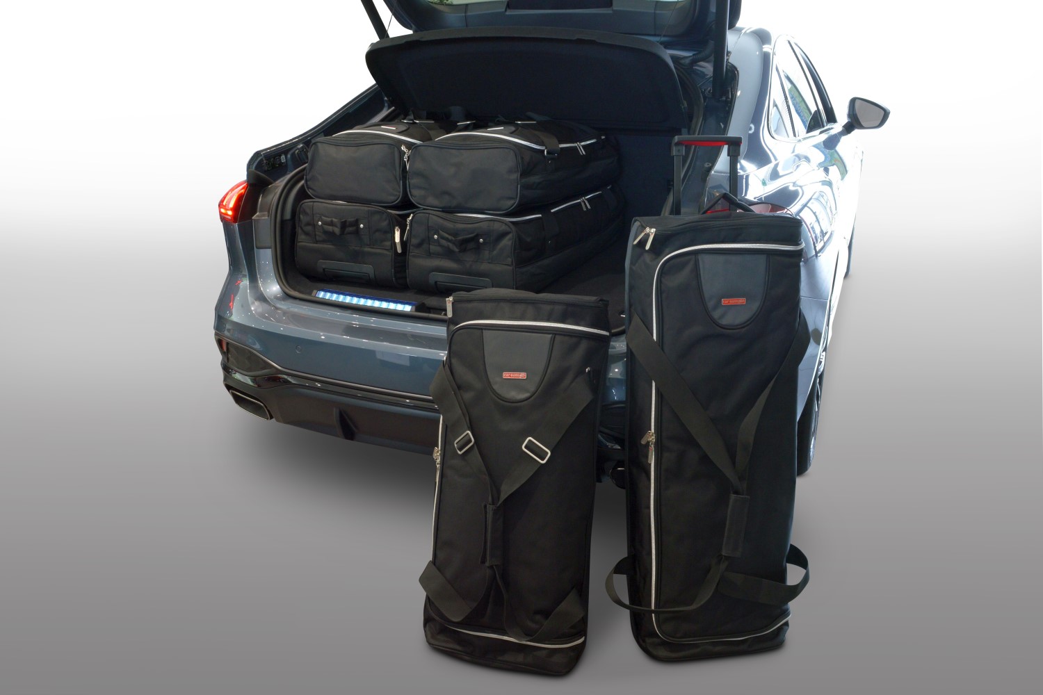 Travel bag set suitable for Audi A5 Limousine (FU) 2024-present 5-door hatchback Original
