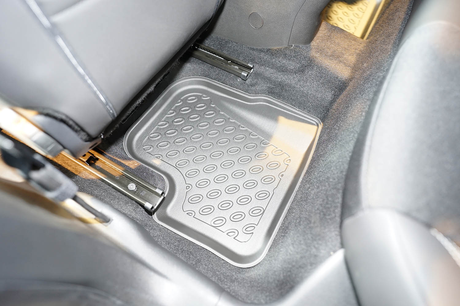 Car mats suitable for Alfa Romeo Junior Ibrida 2024-present Cool Liner PE/TPE rubber (ALF2JUFM-C) (4)