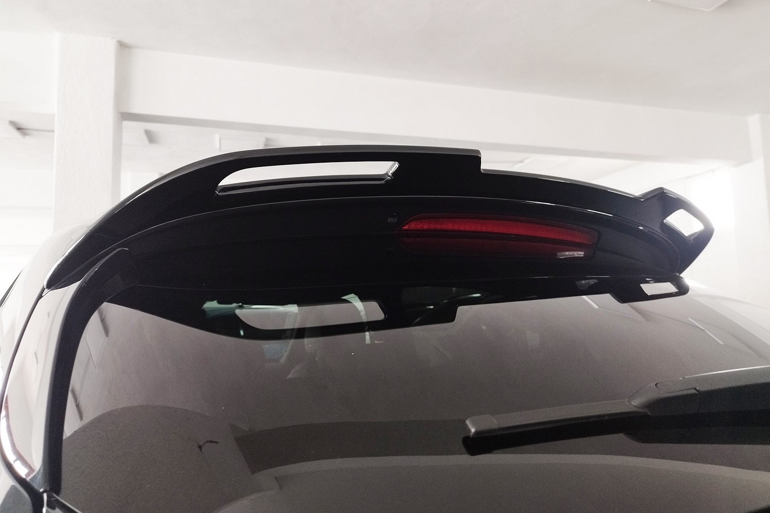 Roof spoiler suitable for Alfa Romeo Stelvio (949) 2017-present