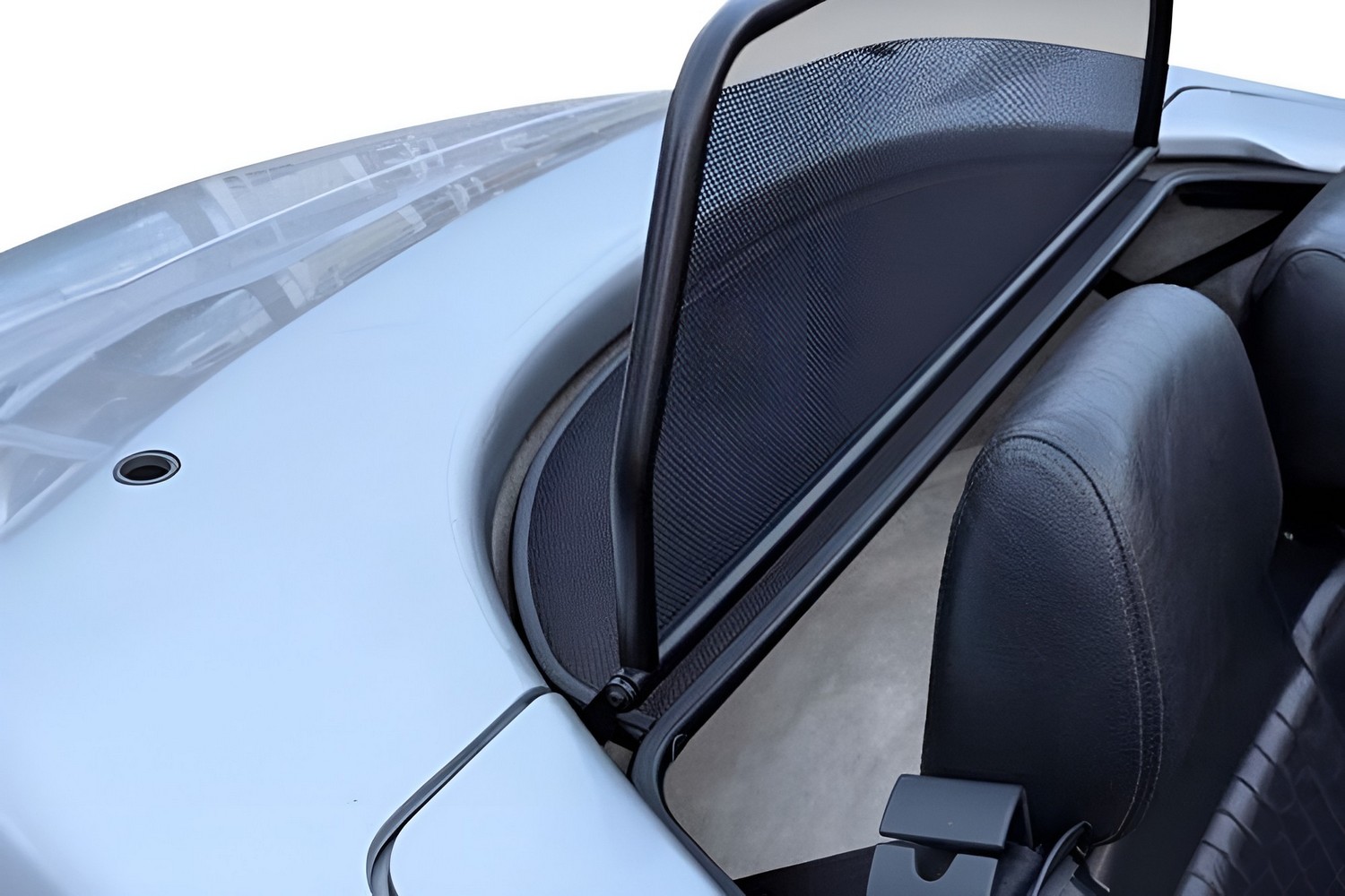 Wind deflector suitable for Alfa Romeo Spider (916) 1995-2006 Black (ALF3SPCD) (5)