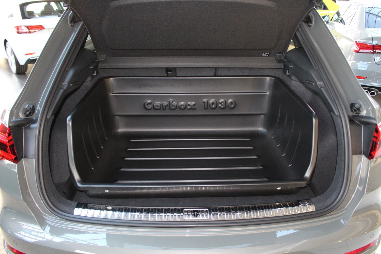 Kofferraumwanne Audi Q3 (F3) 2018-heute Carbox Classic YourSize 99 x 70 hochwandig