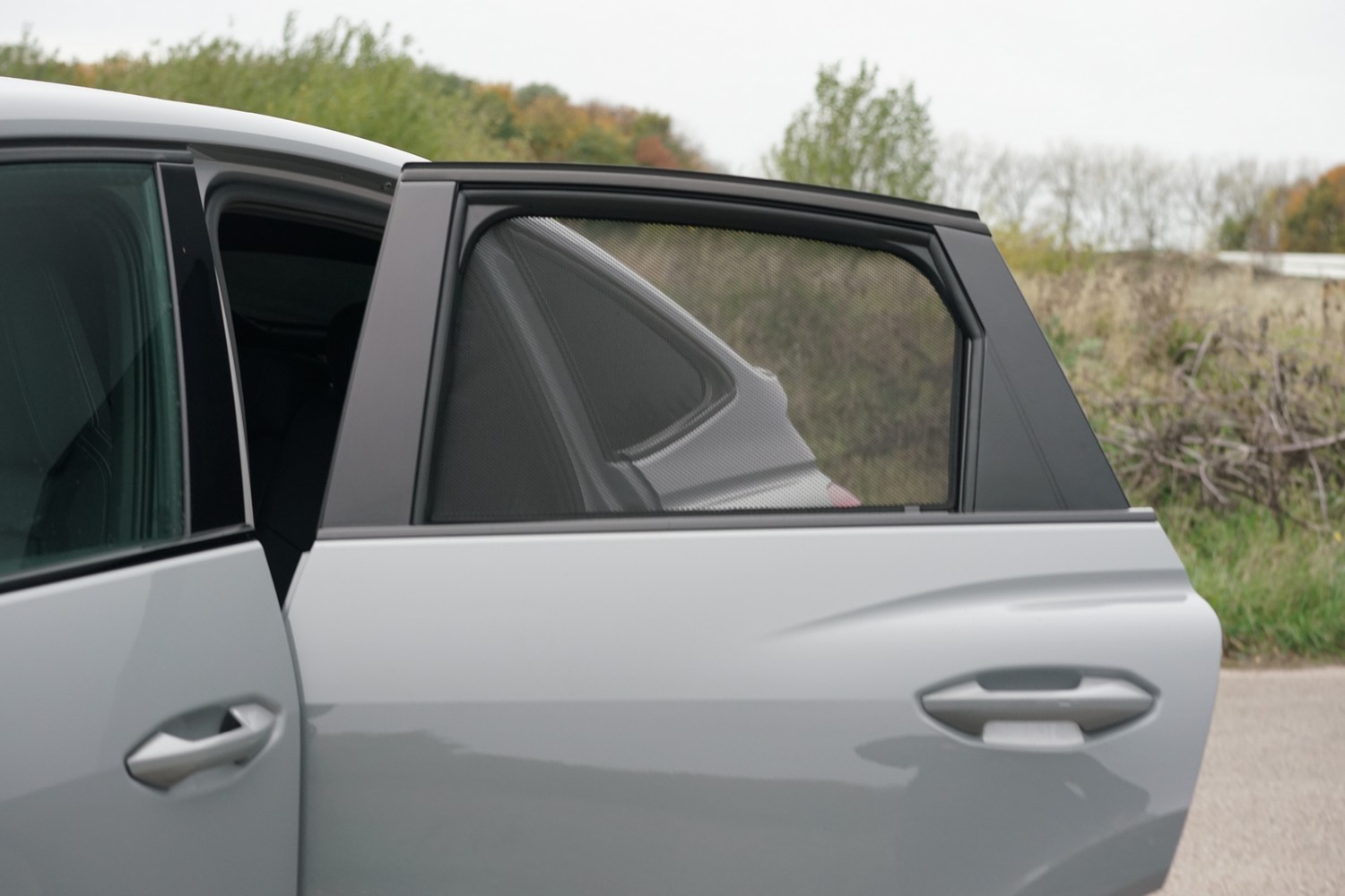 Sun shades suitable for Audi Q4 Sportback e-tron (FZ) 2021-present Car Shades - rear side doors (AUD2Q4CS-RD) (2)
