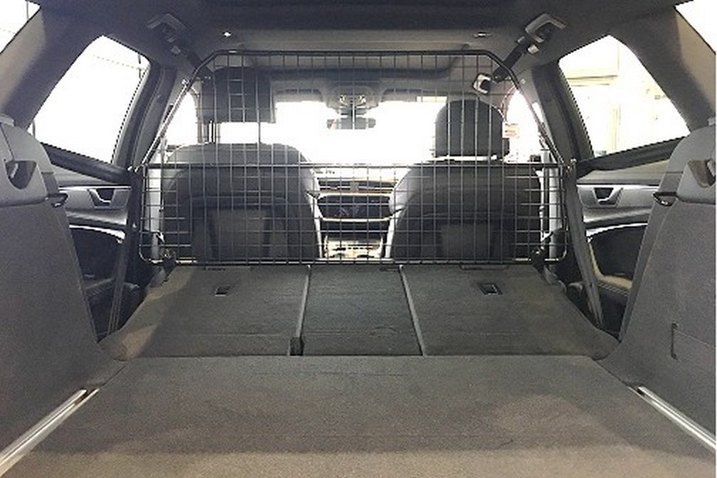 Dog guard Audi A6 Avant C8 2018 present wagon Kleinmetall Masterline