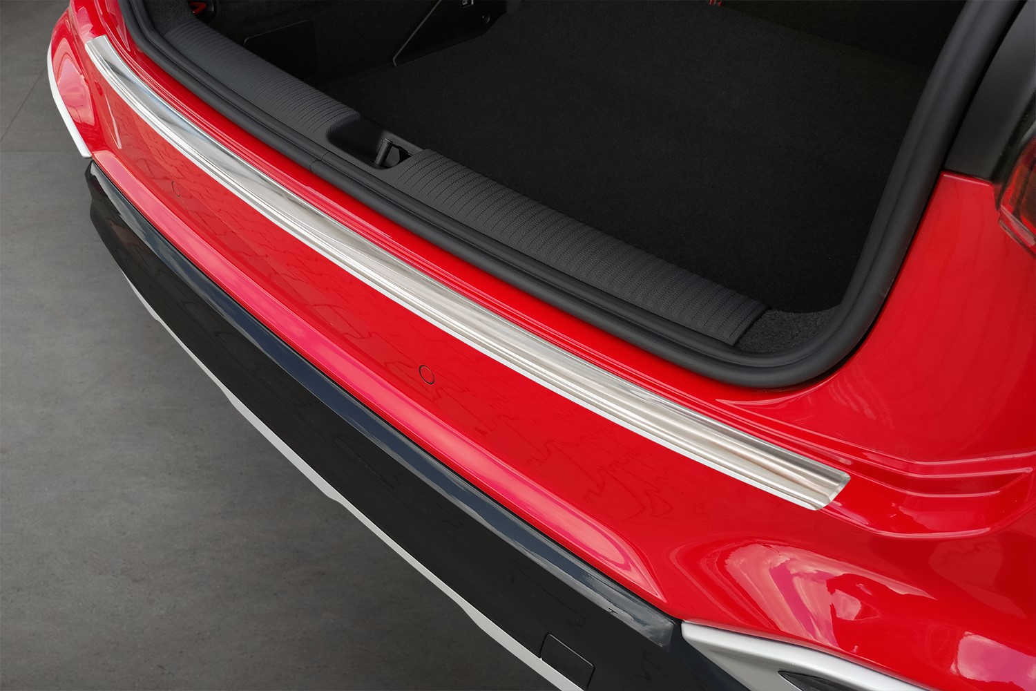 Rear bumper protector suitable for Audi Q2 (GA) 2020-present stainless steel brushed