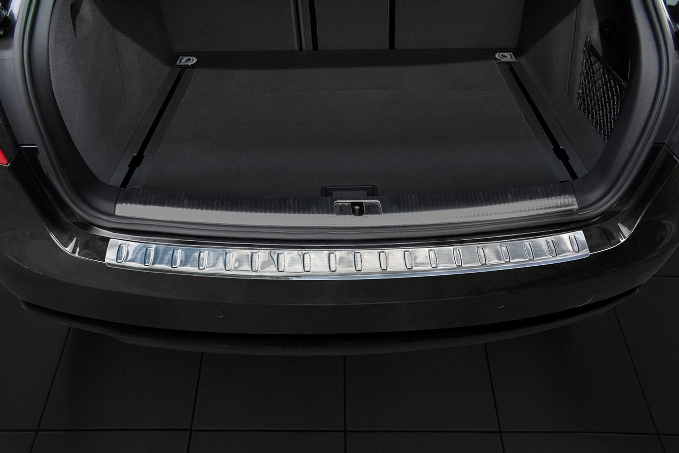 Ladekantenschutz für Audi A4 B8 Avant Kombi 2008-2015 Edelstahl mit Carbonfolie 