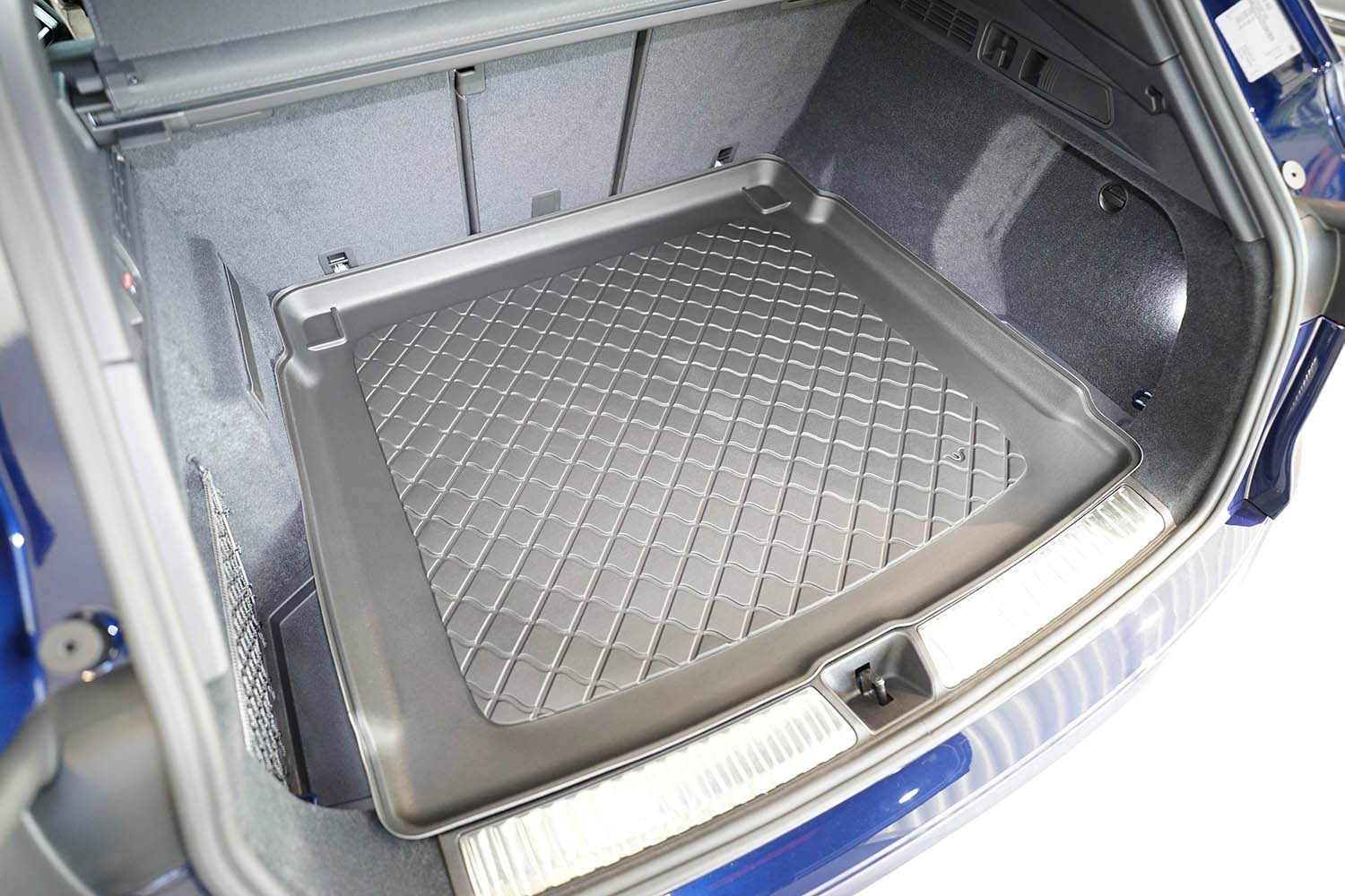 Boot mat suitable for Audi Q5 (GU) 2024-present Guardliner anti slip PE/TPE rubber (AUD7Q5TM-G) (4)