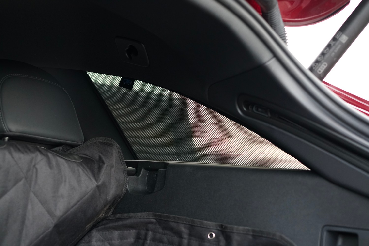 Sun shades suitable for Audi A6 Avant (C9) 2025-present wagon Car Shades - set (AUD8A6CS) (4) Sun shades suitable for Audi A6 Avant (C9) 2025-present wagon Car Shades - set (AUD8A6CS) (4)