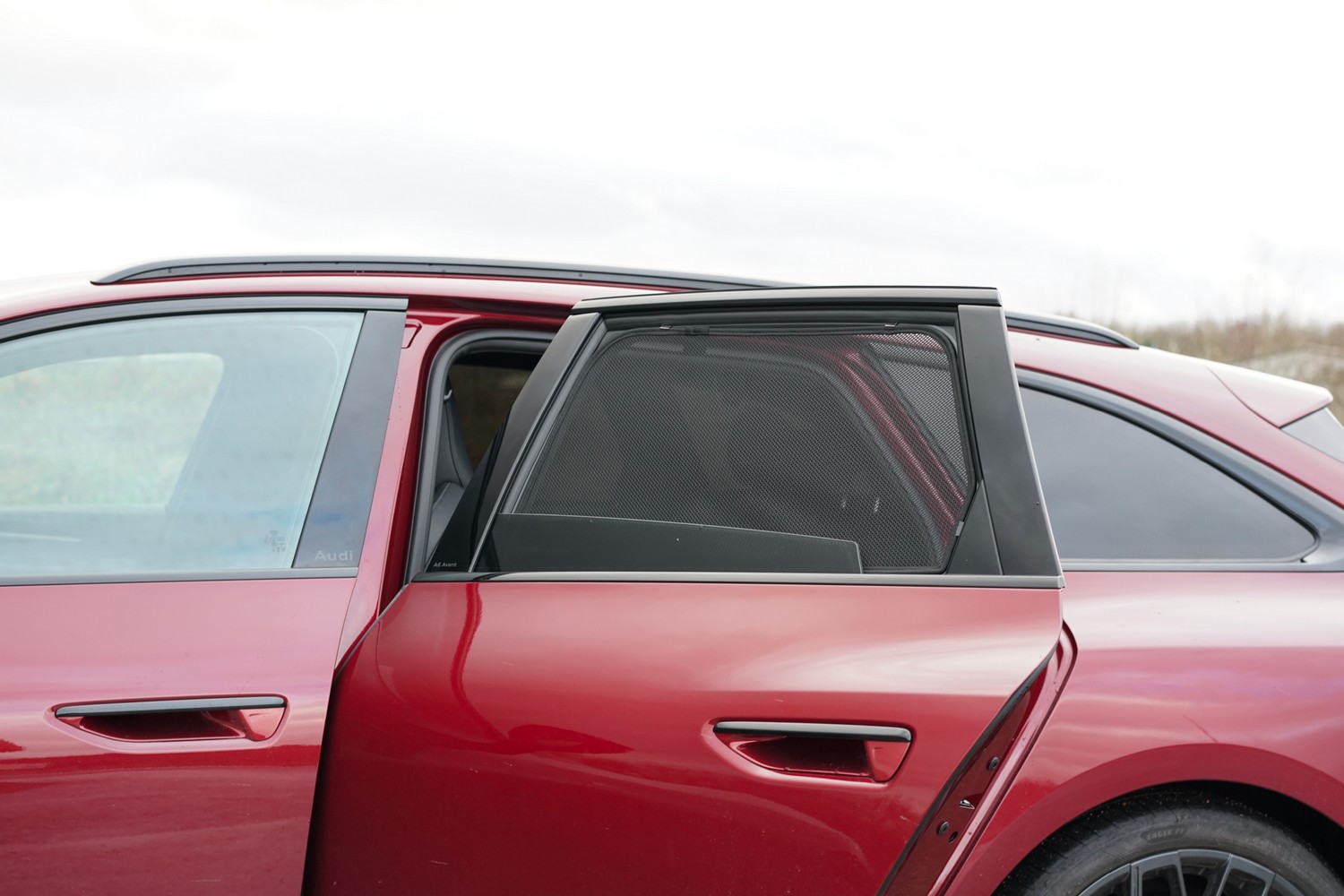 Sun shades suitable for Audi A6 Avant (C9) 2025-present wagon Car Shades - rear side doors (AUD8A6CS-RD) (3) Sun shades suitable for Audi A6 Avant (C9) 2025-present wagon Car Shades - rear side doors (AUD8A6CS-RD) (3)