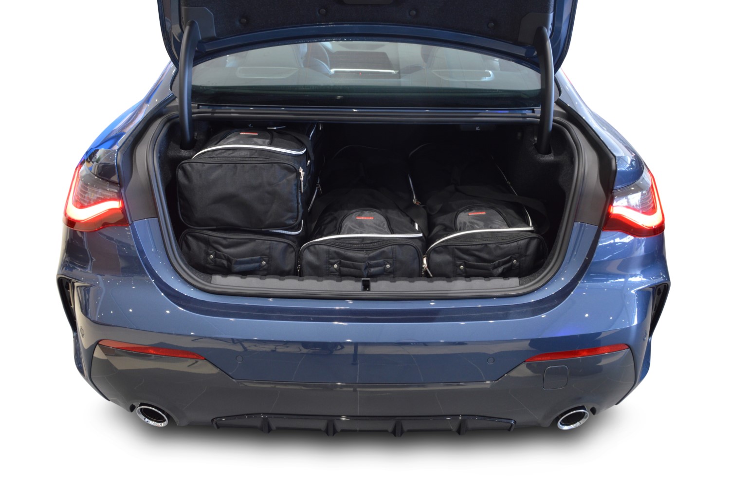 Travel bag set BMW 4 Series Coupé (G22) 2020-> (3) Travel bag set BMW 4 Series Coupé (G22) 2020-> (3)