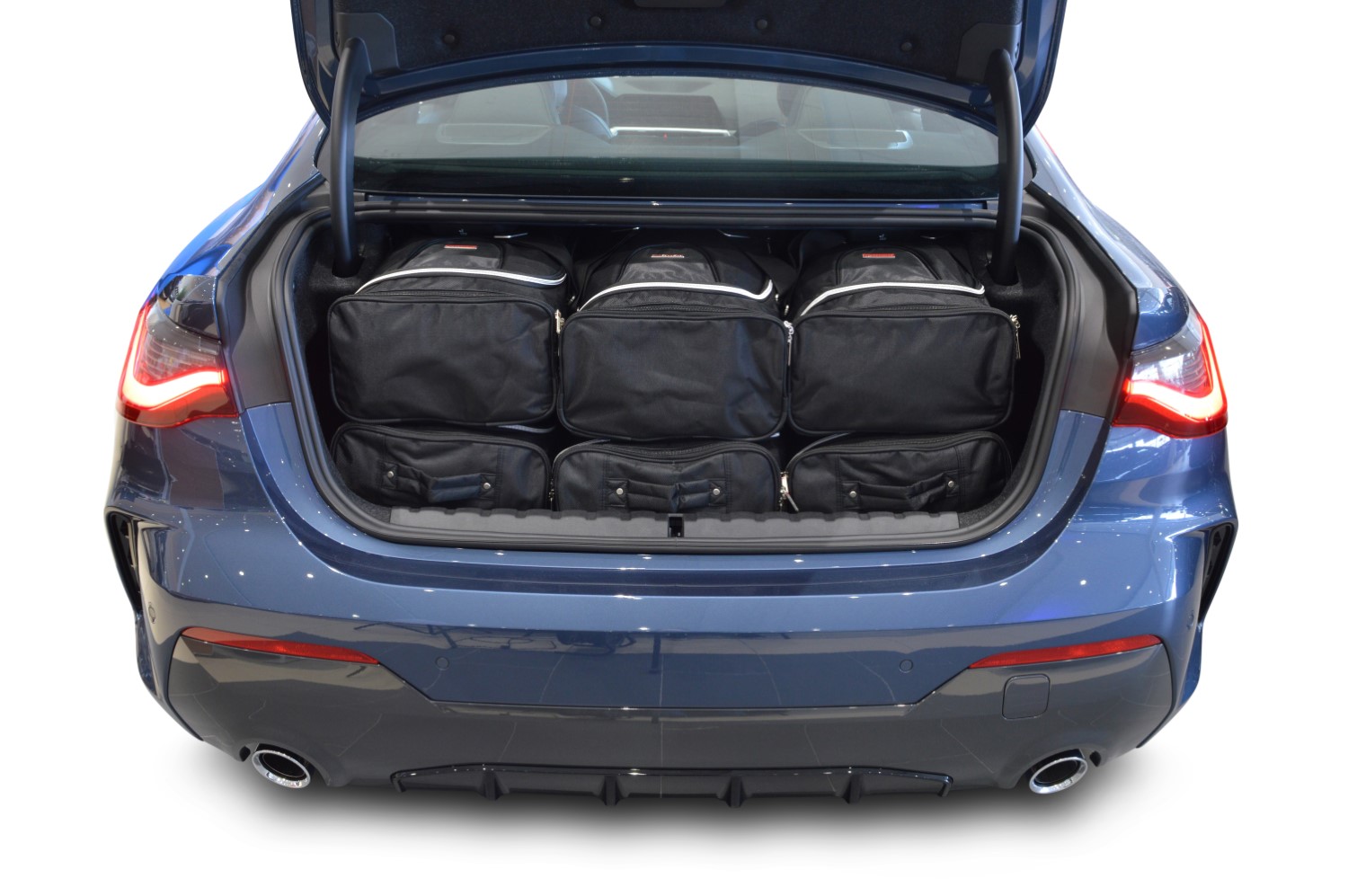 Travel bag set BMW 4 Series Coupé (G22) 2020-> (4) Travel bag set BMW 4 Series Coupé (G22) 2020-> (4)