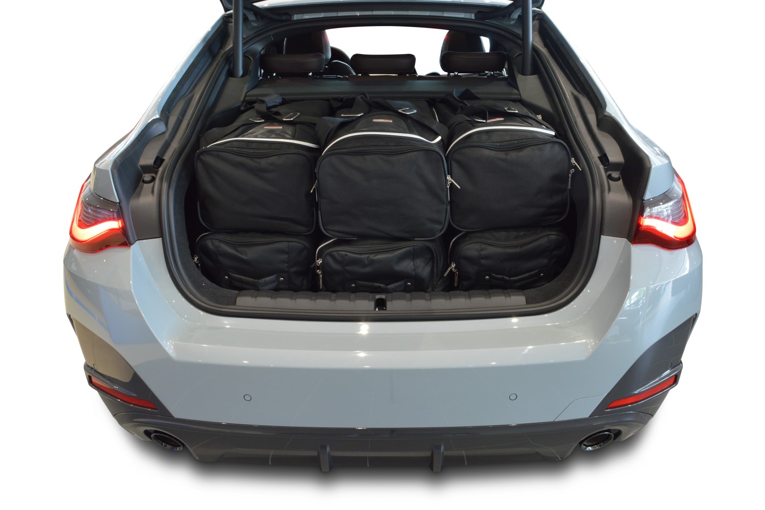 Travel bag set BMW 4 Series Gran Coupé (G26) 2020-present 5-door hatchback (4) Travel bag set BMW 4 Series Gran Coupé (G26) 2020-present 5-door hatchback (4)