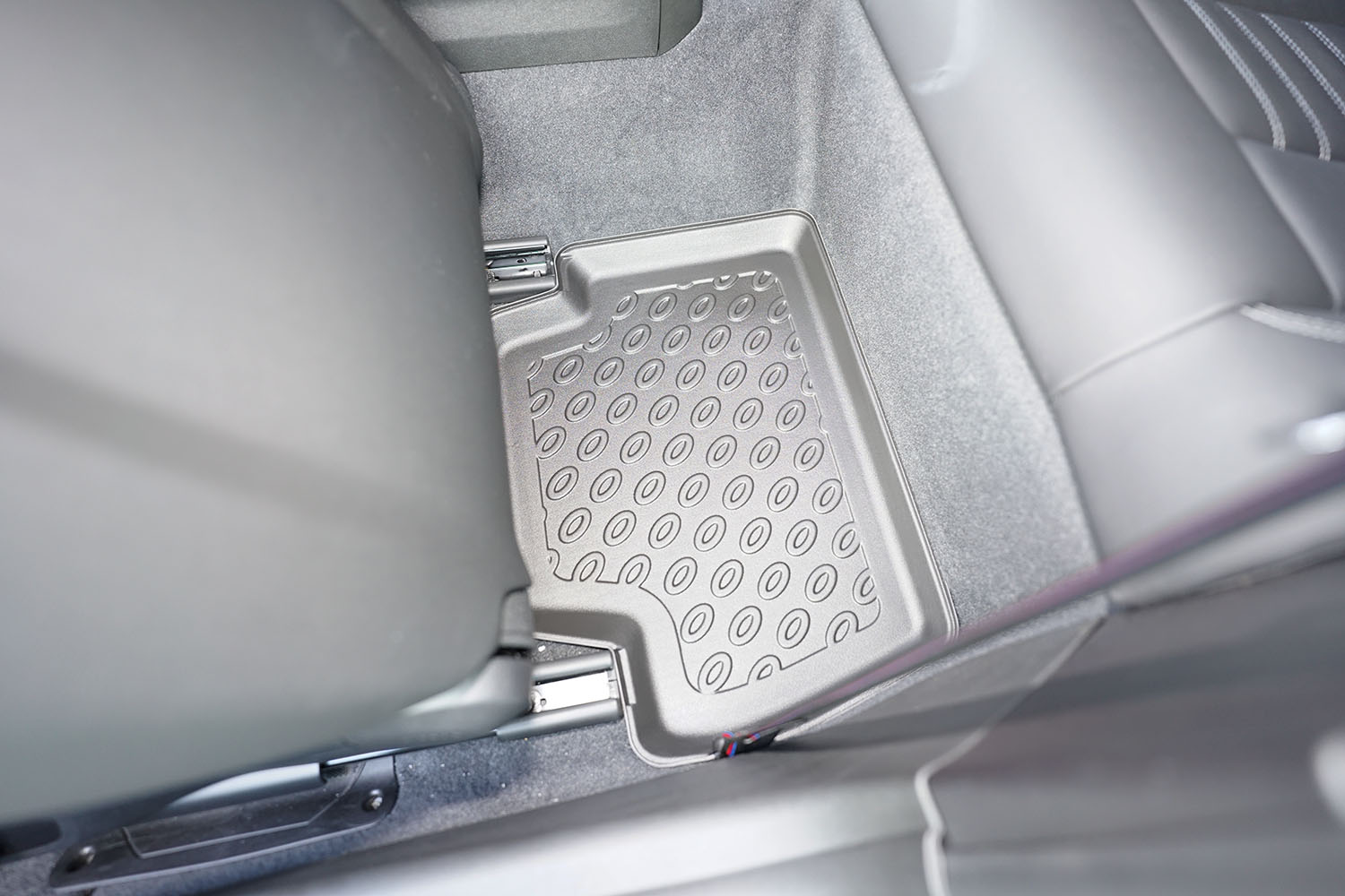 Car mats suitable for BMW 2 Series Coupé (G42) 2021-present 2-door Cool Liner PE/TPE rubber (BMW12SFM-C) (4) Car mats suitable for BMW 2 Series Coupé (G42) 2021-present 2-door Cool Liner PE/TPE rubber (BMW12SFM-C) (4)