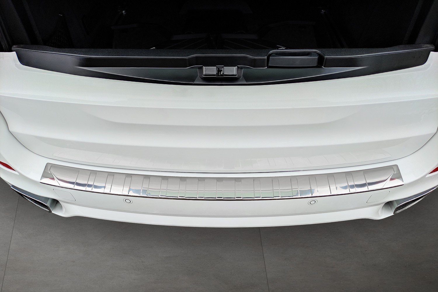Protection de seuil de coffre BMW X5 (F15) 2013-2018 acier inox brossé