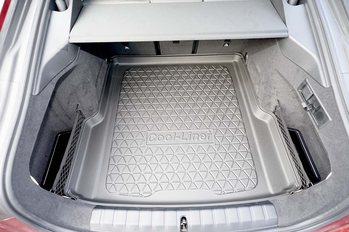 Boot mat BMW i4 (G26) 2021-present 5-door hatchback Cool Liner anti slip PE/TPE rubber