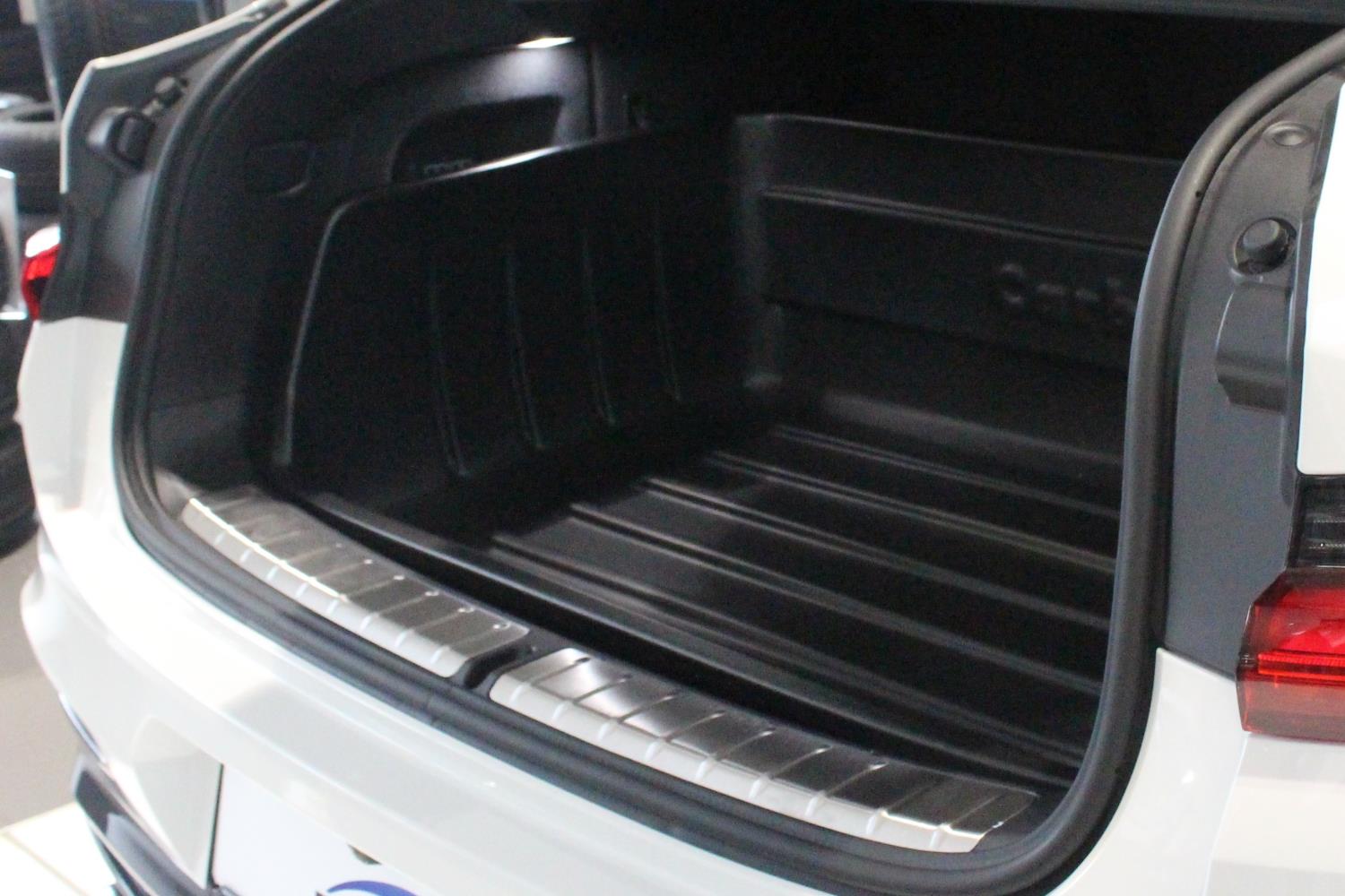 BMW X4 Kofferraumwanne // Laderaumwanne // Matte G02 - Antirutsch