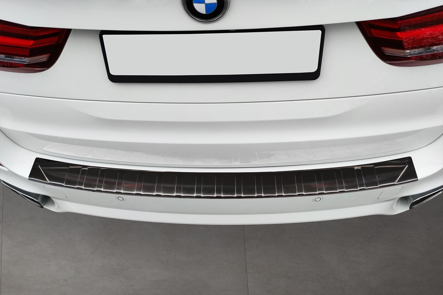 Protection de seuil de coffre convient à BMW X5 (F15) 2013-2018 acier inox brossé anthracite